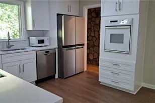 1176 Converse Dr NE, Atlanta, GA 30324 - Photo 9