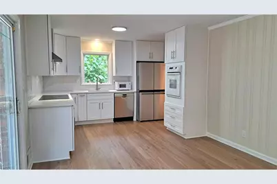 1176 Converse Drive NE, Atlanta, GA 30324 - Photo 7