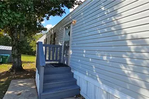 4255 Smokecreek Pkwy, Snellville, GA 30039 - Photo 3