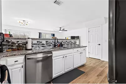 5356 Creekview Way, Morrow, GA 30260 - Photo 5