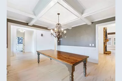 2445 Retreat Point Parkway, Hoschton, GA 30548 - Photo 5