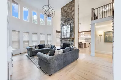 2445 Retreat Point Parkway, Hoschton, GA 30548 - Photo 11