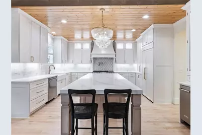 2445 Retreat Point Parkway, Hoschton, GA 30548 - Photo 19