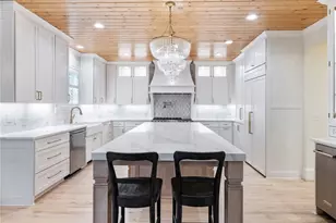 2445 Retreat Point Pkwy, Hoschton, GA 30548 - Photo 19