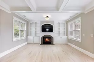 2445 Retreat Point Pkwy, Hoschton, GA 30548 - Photo 33