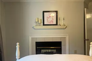 3655 Habersham Rd NE, Atlanta, GA 30305 - Photo 17