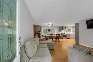 68 Christine Dr, Marietta, GA 30066 - Photo 3