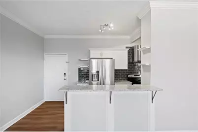 3060 Pharr Court North NW #317, Atlanta, GA 30305 - Photo 9