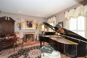 1640 Lazy River Ln, Sandy Springs, GA 30350 - Photo 13