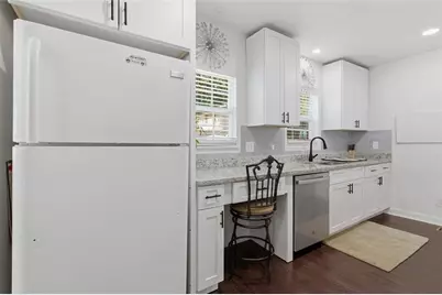 2489 Connally Drive, Atlanta, GA 30344 - Photo 7