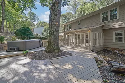 835 Lakeshore Drive NW, Berkeley Lake, GA 30096 - Photo 25