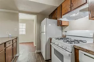 1074 Cherokee Heights, Stone Mountain, GA 30083 - Photo 11