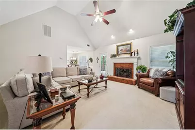 711 Forestglen Drive, McDonough, GA 30252 - Photo 5