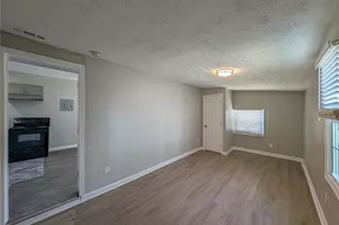 1672 Thornton Pl SW, Atlanta, GA 30315 - Photo 11