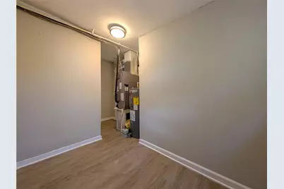 1672 Thornton Place SW, Atlanta, GA 30315 - Photo 19