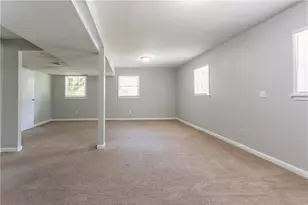 802 San Miguel Dr, Stone Mountain, GA 30083 - Photo 31