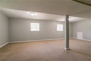 802 San Miguel Dr, Stone Mountain, GA 30083 - Photo 33