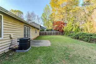 870 Chapman Cir, Stone Mountain, GA 30088 - Photo 29