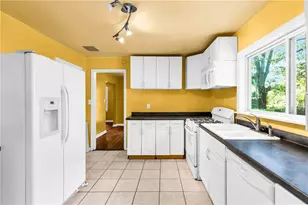 1810 Sylvan Rd, Atlanta, GA 30310 - Photo 9