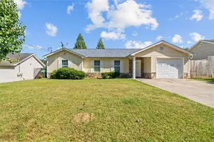 171 Bear Den Ct, Dalton, GA 30721 - Photo 1