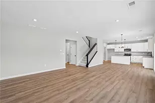 795 Crystal Lk Pkwy, Hoschton, GA 30548 - Photo 13