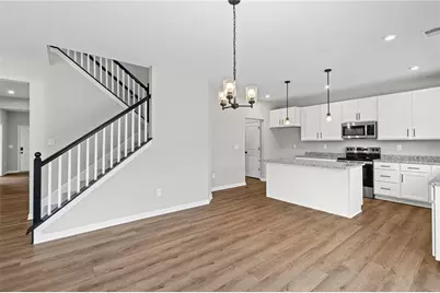 795 Crystal Lake Parkway, Hoschton, GA 30548 - Photo 15