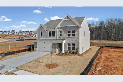 795 Crystal Lake Parkway, Hoschton, GA 30548 - Photo 3