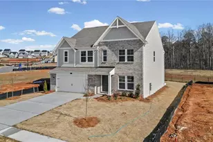 795 Crystal Lk Pkwy, Hoschton, GA 30548 - Photo 3