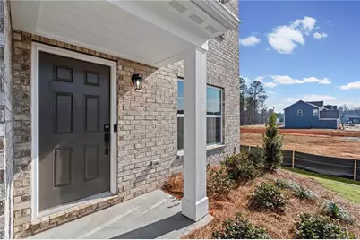 795 Crystal Lake Parkway, Hoschton, GA 30548 - Photo 7