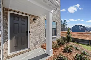 795 Crystal Lk Pkwy, Hoschton, GA 30548 - Photo 7