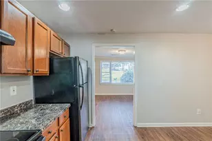 2070 Perkerson Rd SW, Atlanta, GA 30310 - Photo 7