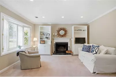 1052 Sasha Lane, Roswell, GA 30075 - Photo 5