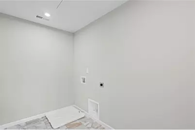 847 Crystal Lake Parkway, Hoschton, GA 30548 - Photo 27