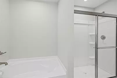 847 Crystal Lake Parkway, Hoschton, GA 30548 - Photo 31