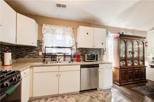 5519 Shirewick Ln, Lithonia, GA 30058 - Photo 9