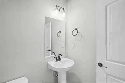 857 Crystal Lake Parkway, Hoschton, GA 30548 - Photo 23