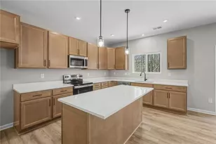 857 Crystal Lk Pkwy, Hoschton, GA 30548 - Photo 19