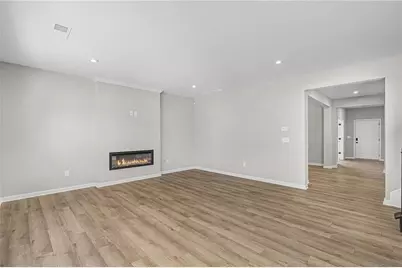 857 Crystal Lake Parkway, Hoschton, GA 30548 - Photo 11