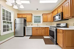 7536 Stonebridge Bay Ct, Stone Mountain, GA 30087 - Photo 9