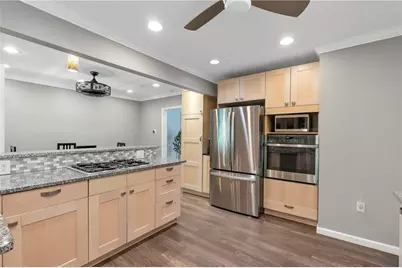 1766 Brewer Boulevard, Atlanta, GA 30310 - Photo 7