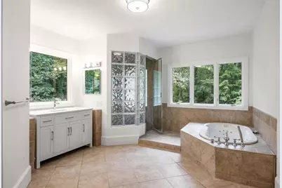 1097 Bonview Lane NE, Atlanta, GA 30324 - Photo 39