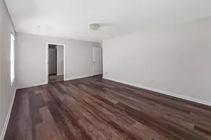 6869 Lake Overlook Ln, Flowery Branch, GA 30542 - Photo 23