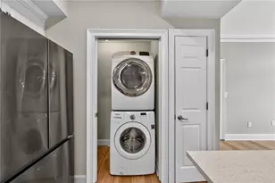 2161 Peachtree Rd NE, Atlanta, GA 30309 - Photo 17