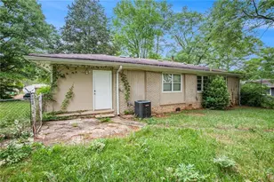 3367 Misty Valley Rd, Decatur, GA 30032 - Photo 13