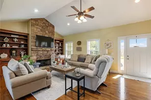 7657 Pea Ridge Rd, Lula, GA 30554 - Photo 7