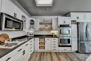 627 Rock Springs Rd, Lawrenceville, GA 30043 - Photo 5