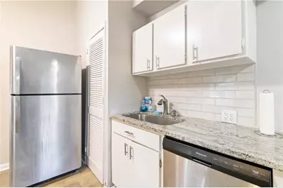 154 Lawton Street SW, Atlanta, GA 30314 - Photo 13