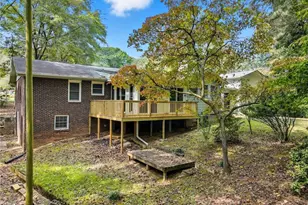 200 Dogwood Dr, Canton, GA 30114 - Photo 5