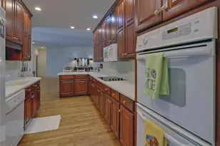 3178 Haynes Dr, Gainesville, GA 30506 - Photo 7