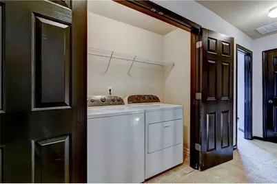 1754 Oakbrook Lane NW, Kennesaw, GA 30152 - Photo 23